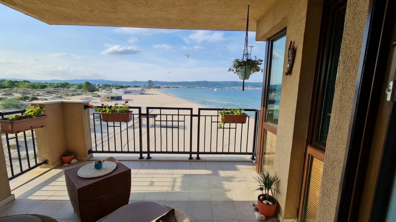 Apartment Oasis *